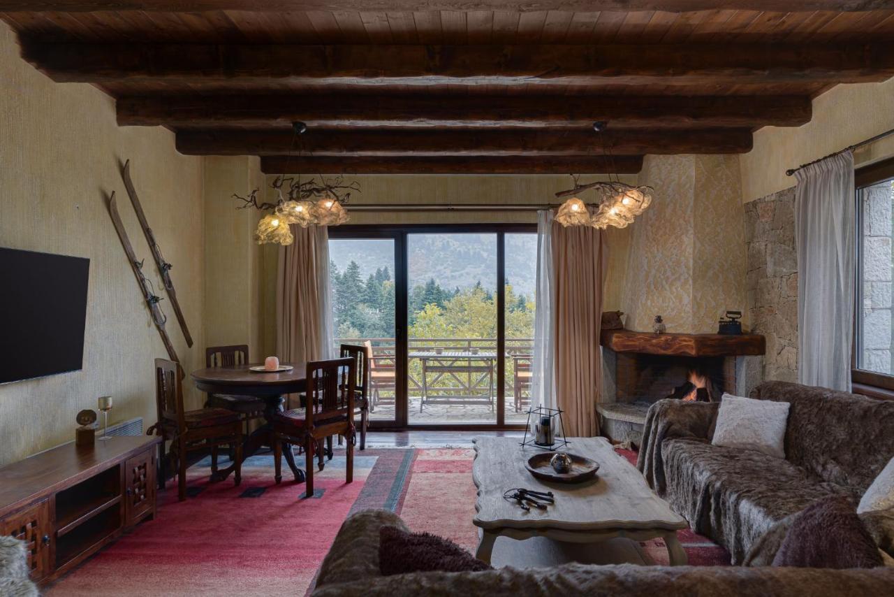 Parnassus Dreamwood Chalet Eptálofos Екстериор снимка