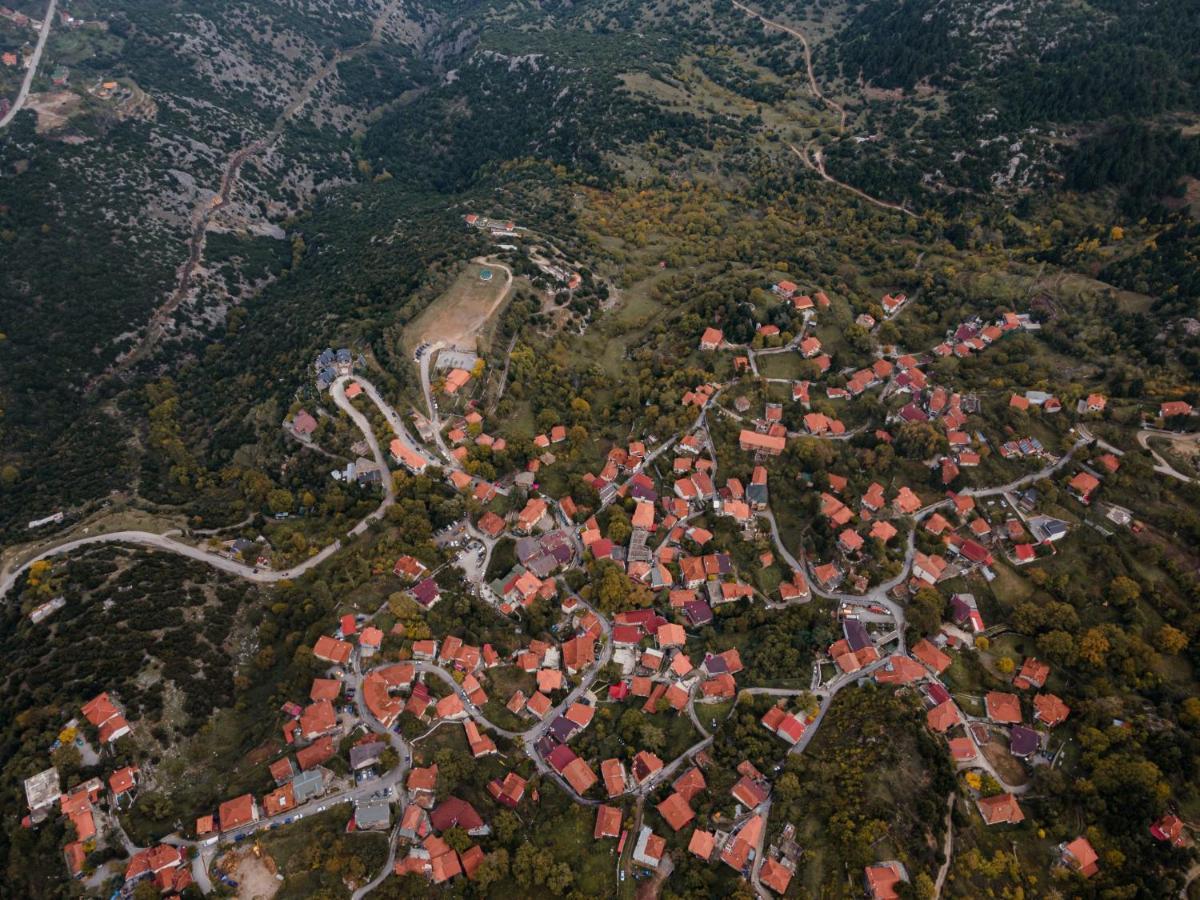 Parnassus Dreamwood Chalet Eptálofos Екстериор снимка